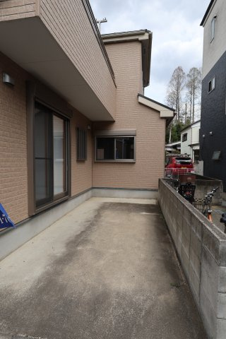 北区日進町１丁目44-4(リフォーム済住宅)の駐車場