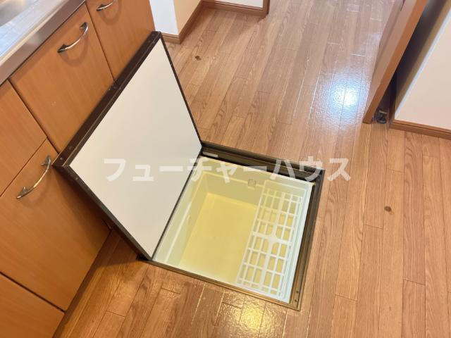 コンフォース・住吉のその他|床下収納