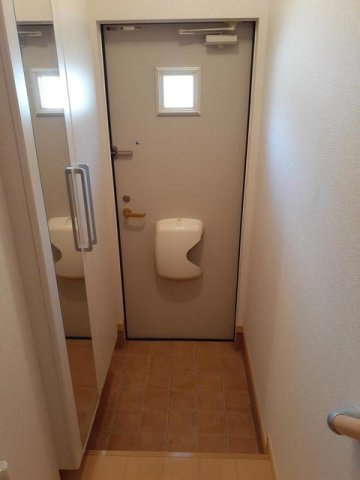 カーサ中村Ｂの玄関
