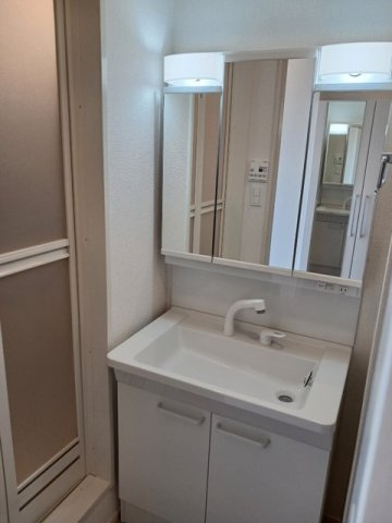 レヴリ　Ⅰの洗面所