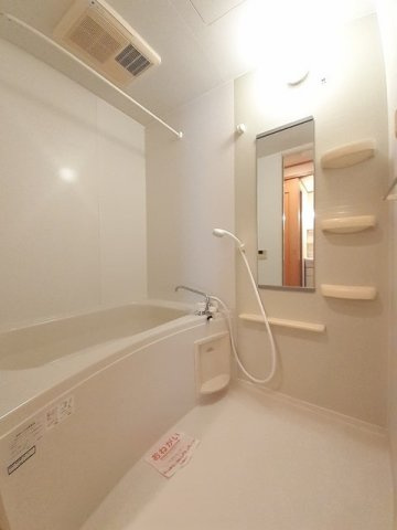 レジダンス・ノーブル　Ⅱの浴室