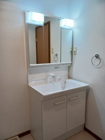 カーサエテルノＡの洗面所