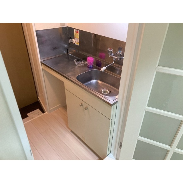 プラザ・ドゥ・シュバリエのキッチン