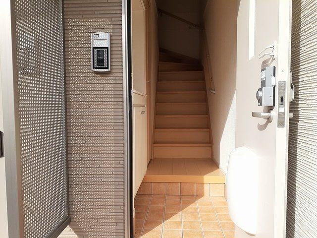 サンパティークいしぜの玄関