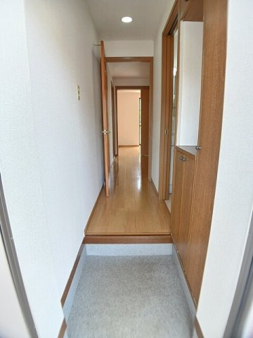 レジュール木船２の玄関