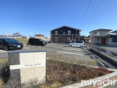 【駐車場】 | モンドブリエ