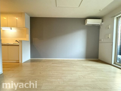 【内装】 | モンドブリエ