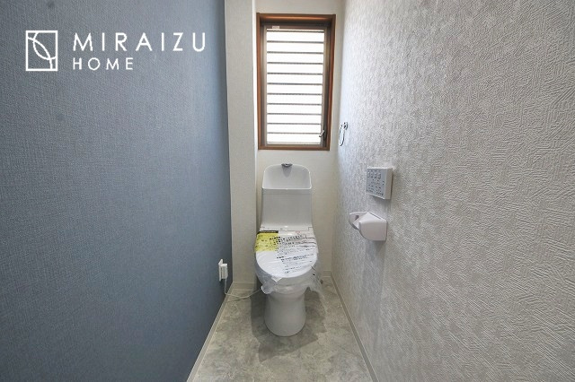 【トイレ】 | おしり洗浄、ビデ洗浄、暖房便座の機能を標準装備。トイレットペーパーの無駄遣いを防ぎ、肌を傷つける心配がありません♪