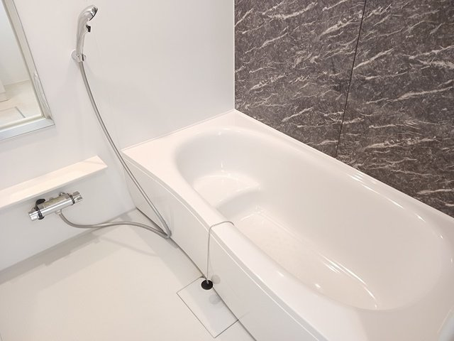 ノーブルゼファーの浴室