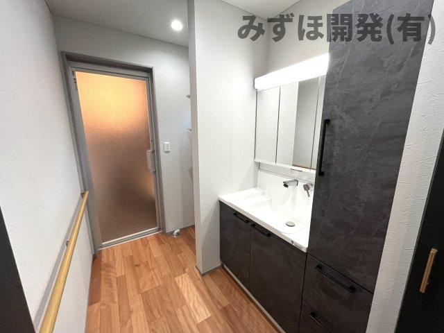 天童市柏木町2丁目1-1の独立洗面台