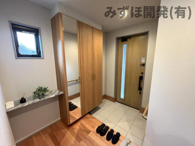 天童市柏木町2丁目1-1の玄関