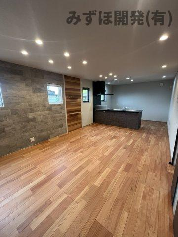 天童市柏木町2丁目1-21の居間・リビング