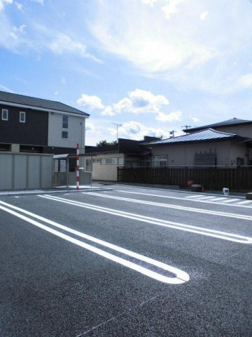 サンテリアの駐車場|駐車スペースもあります