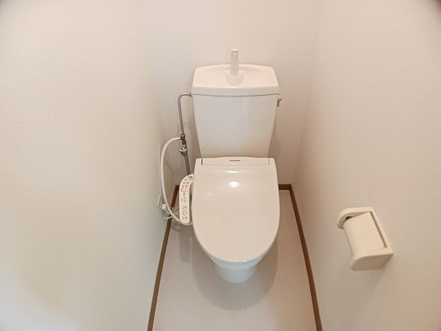 ソレアードのトイレ|落ち着いたトイレです