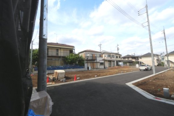 東村山市栄町の外観|2階居室は大型の11.1帖のお部屋あり→将来、間仕切りをして2部屋に分けるも可能♪