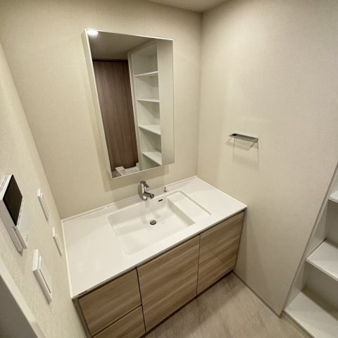 パークホームズLaLa門真の洗面所