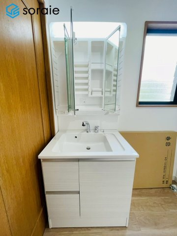 狭山市広瀬台3丁目　中古戸建の独立洗面台|4/17撮影