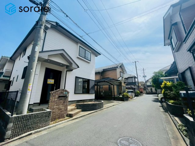 狭山市広瀬台3丁目　中古戸建の前面道路含む現地写真|4/17撮影
