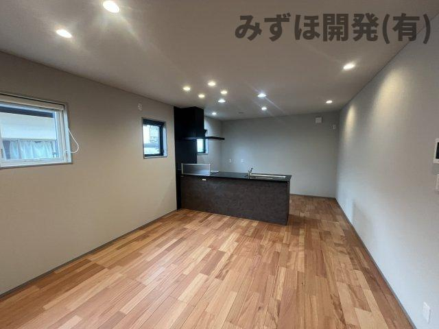 天童市北久野本4丁目15-27の居間・リビング