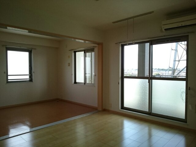 カンファ－　トゥリーの内装