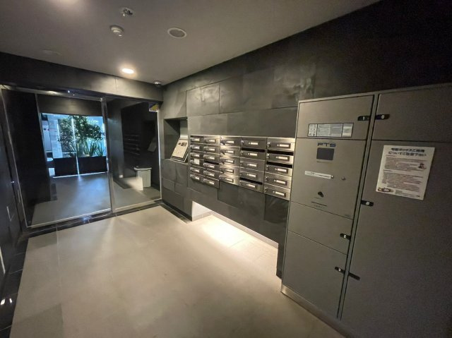 グラントゥルース小竹向原のエントランス