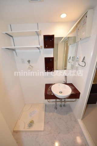 マリンズ心斎橋IIIの洗面所