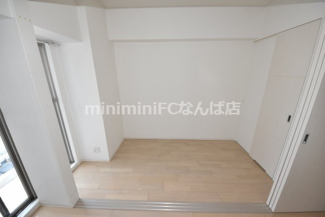 マリンズ心斎橋III