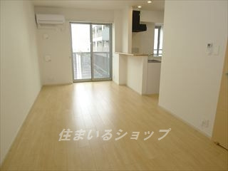 広島市安佐北区可部南５丁目のアパートの居間・リビング