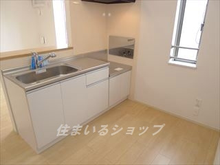 広島市安佐北区可部南５丁目のアパートのキッチン