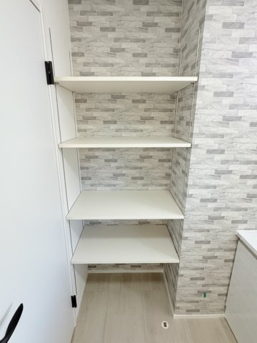 波田　中古住宅の収納