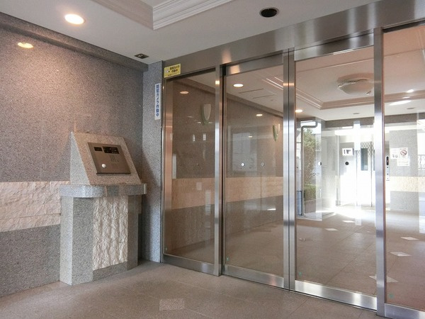 日神デュオステージ上板橋のエントランス