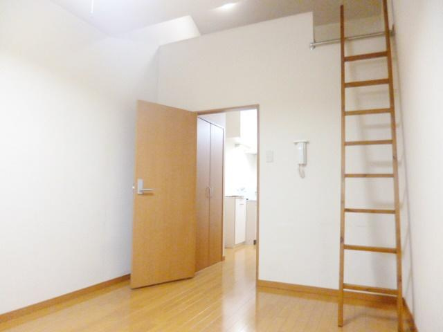 クレセントハウスⅡの洋室|この写真は他の部屋の写真です。
