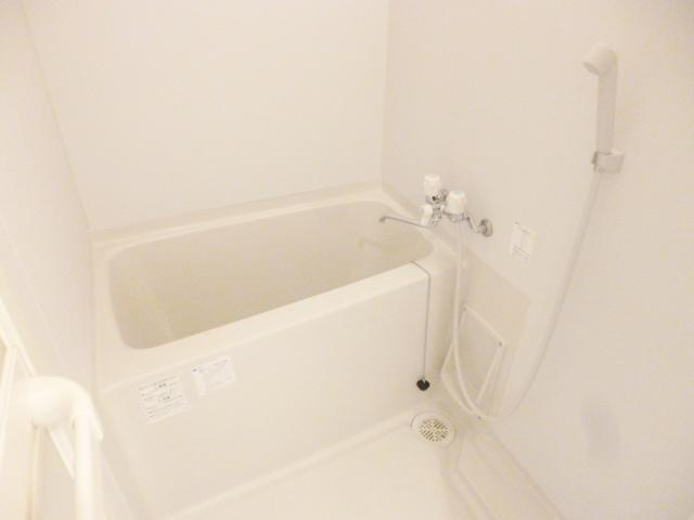 クレセントハウスⅡの浴室|この写真は他の部屋の写真です。
