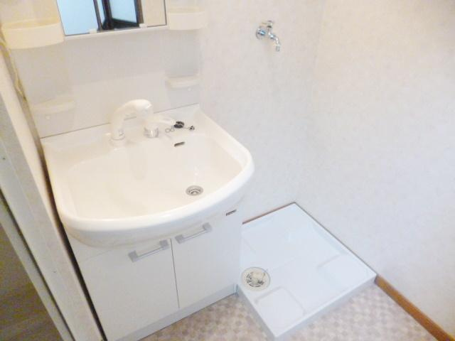 クレセントハウスⅡの洗面所|この写真は他の部屋の写真です。
