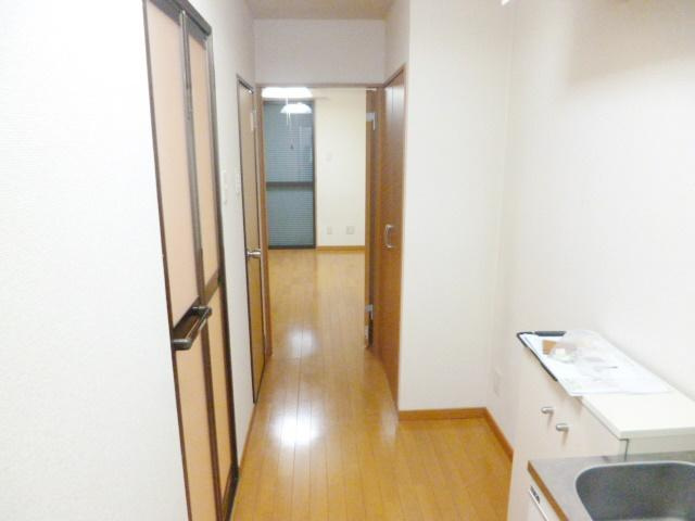 クレセントハウスⅡの内装|この写真は他の部屋の写真です。
