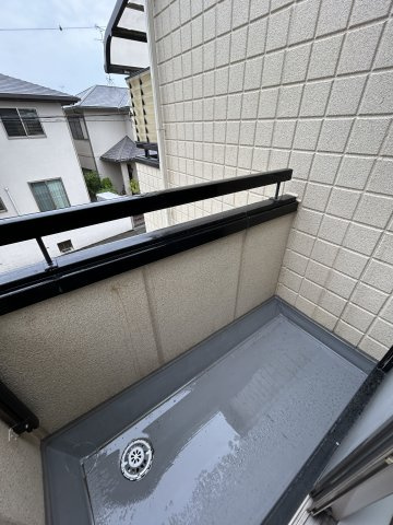 メゾンユタカのバルコニー|開放的で明るい空間を演出してくれるバルコニーです