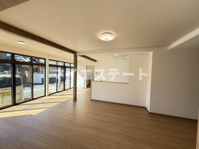 【居間・リビング】 | 本野町戸建