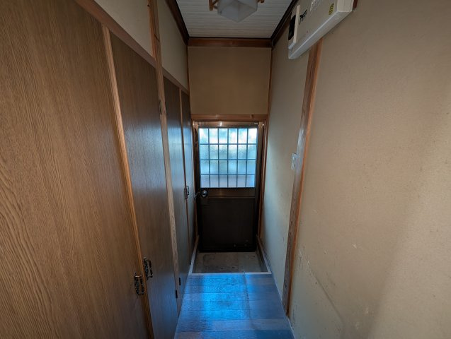 小郡市寺福童売中古一戸建のその他|勝手口です。