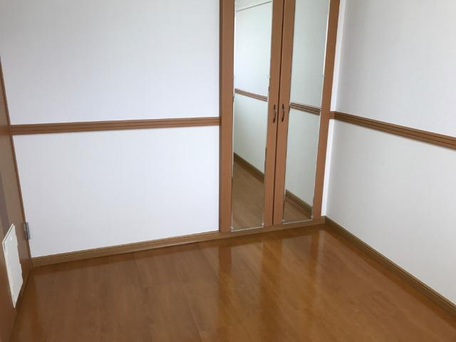 ウィズ　ワン　ヒルズの内装|洋室