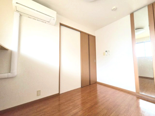サニーサイドコート守木の洋室