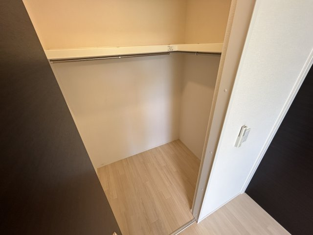 三木市宿原のアパートの収納