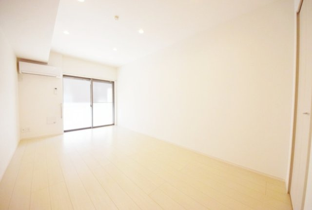 神奈川県鎌倉市１棟売りマンション【リブリ・B-one鎌倉】　「腰越駅徒歩４分」「2019年築」「満室」の洋室