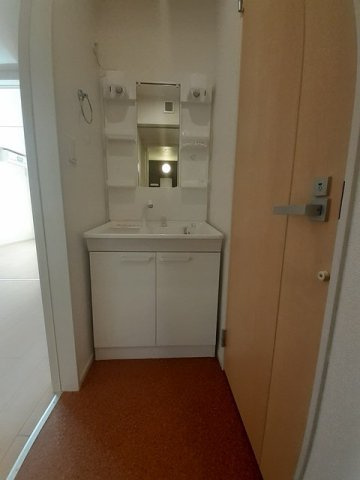 ディアベルジュⅠの洗面所|広い洗面スペースです★
