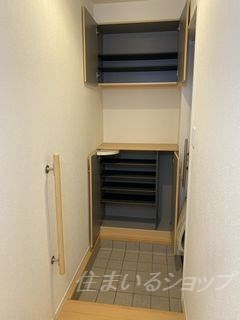 M’s Pronube 弐番館の玄関
