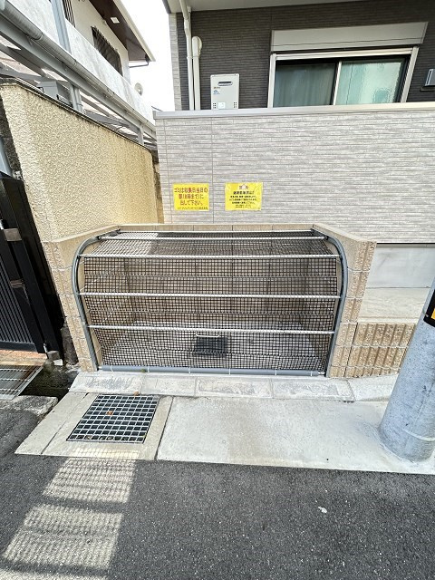 尼崎市南塚口町８丁目のアパートの外観