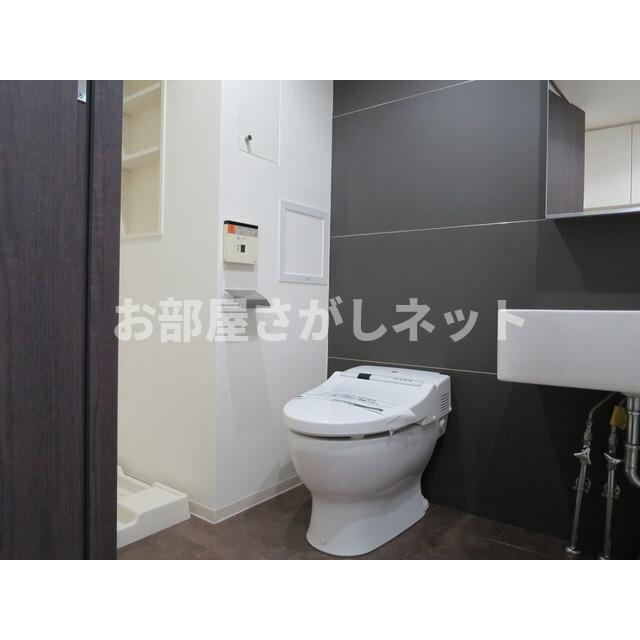 イプセ蒲田WEST【おとり物件なし】#学生・社会人にオススメ！初期費用分割払いOK！のトイレ