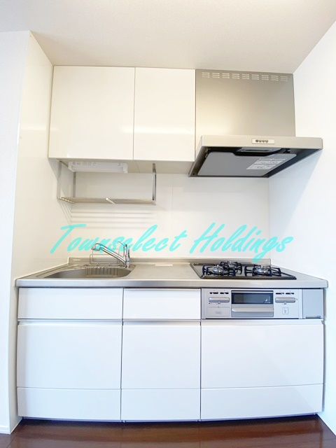 平塚市代官町のアパートのキッチン