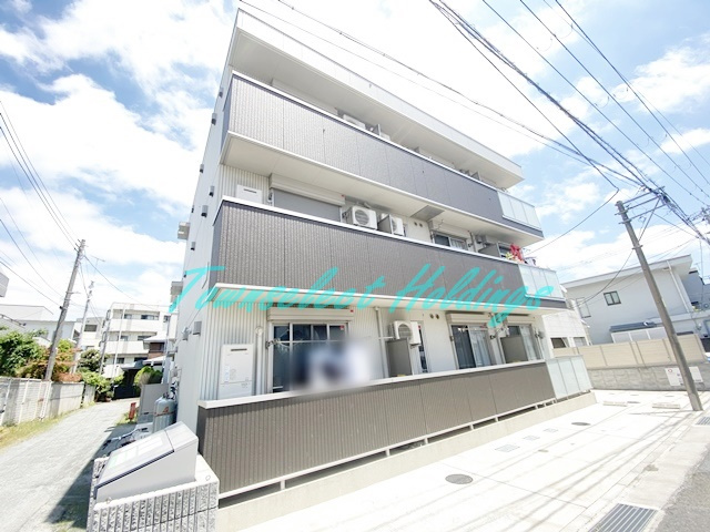 平塚市代官町のアパート