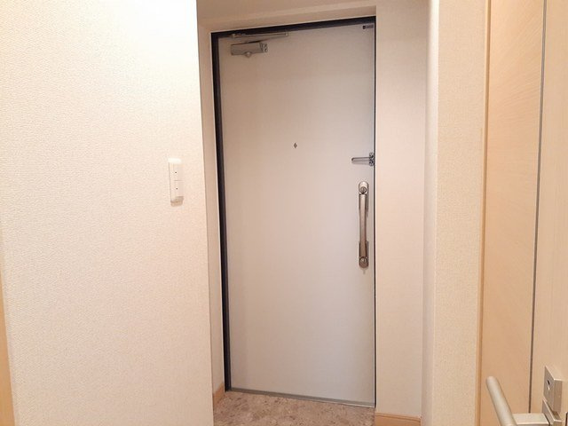 ミッド　ヴィラ　レジデンスの玄関|ゆったりとした玄関です