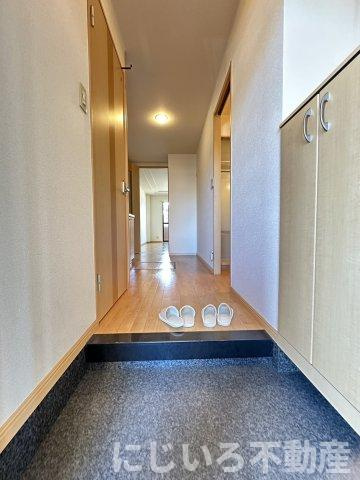 ルミナスハイム羽浦Ⅱの玄関